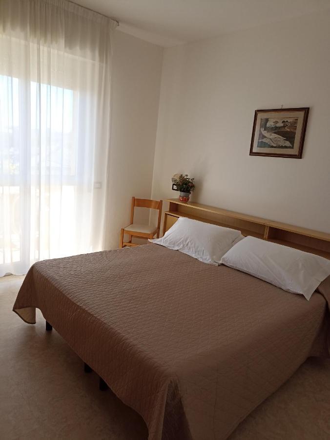 La Playa Hotel 2*